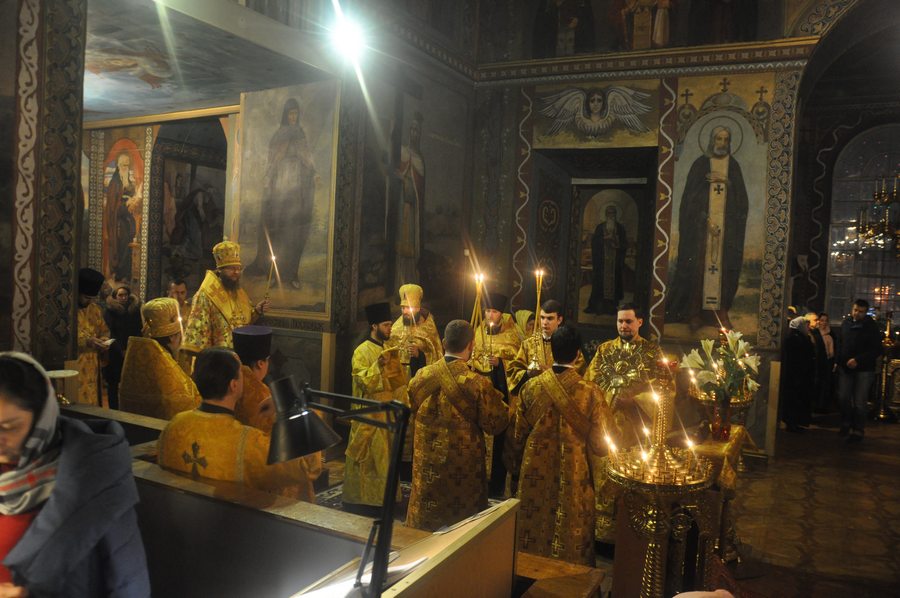 Архиепископ Феодосий совершил всенощное бдение накануне Недели 31-й по Пятидесятнице